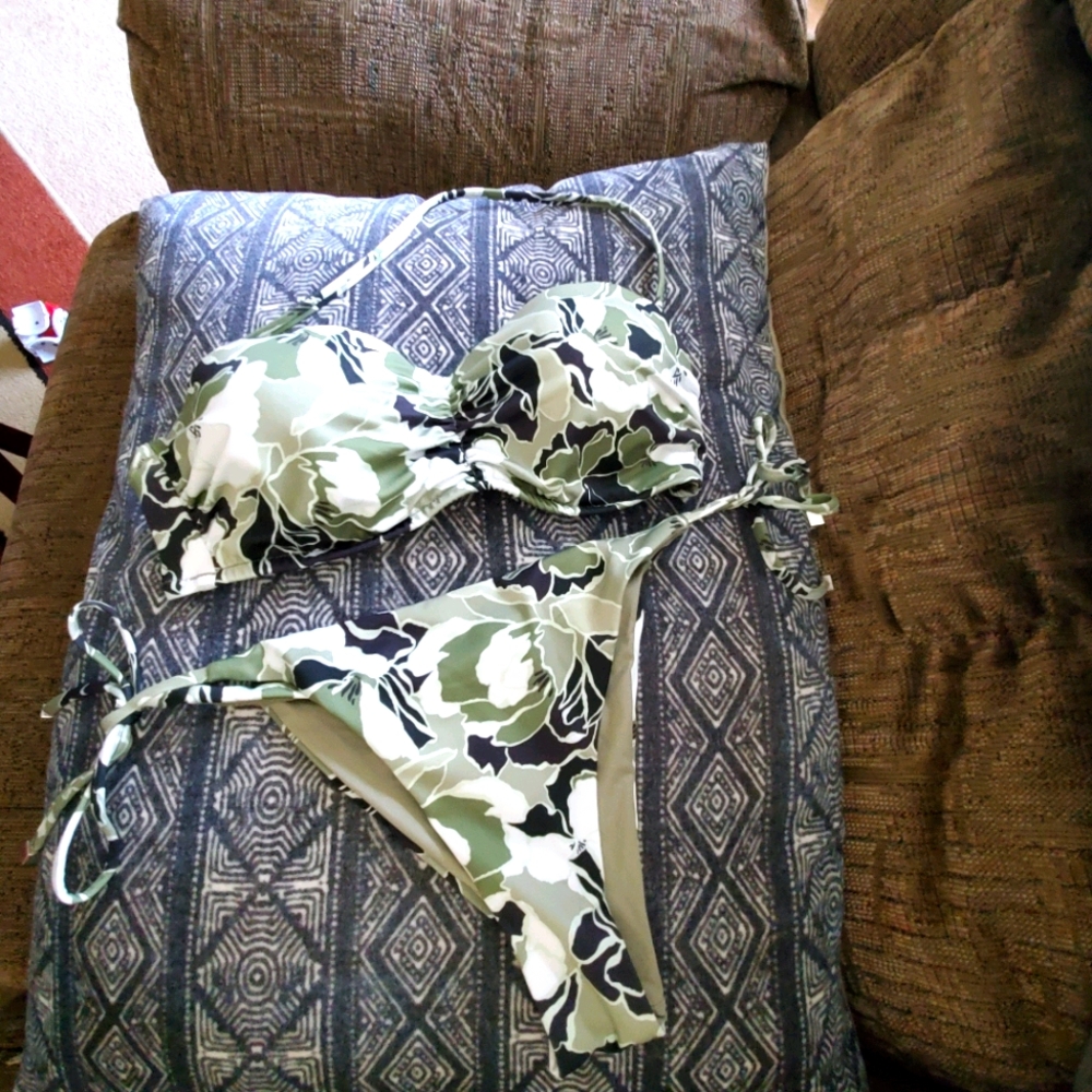 NWOT VS swimsuit